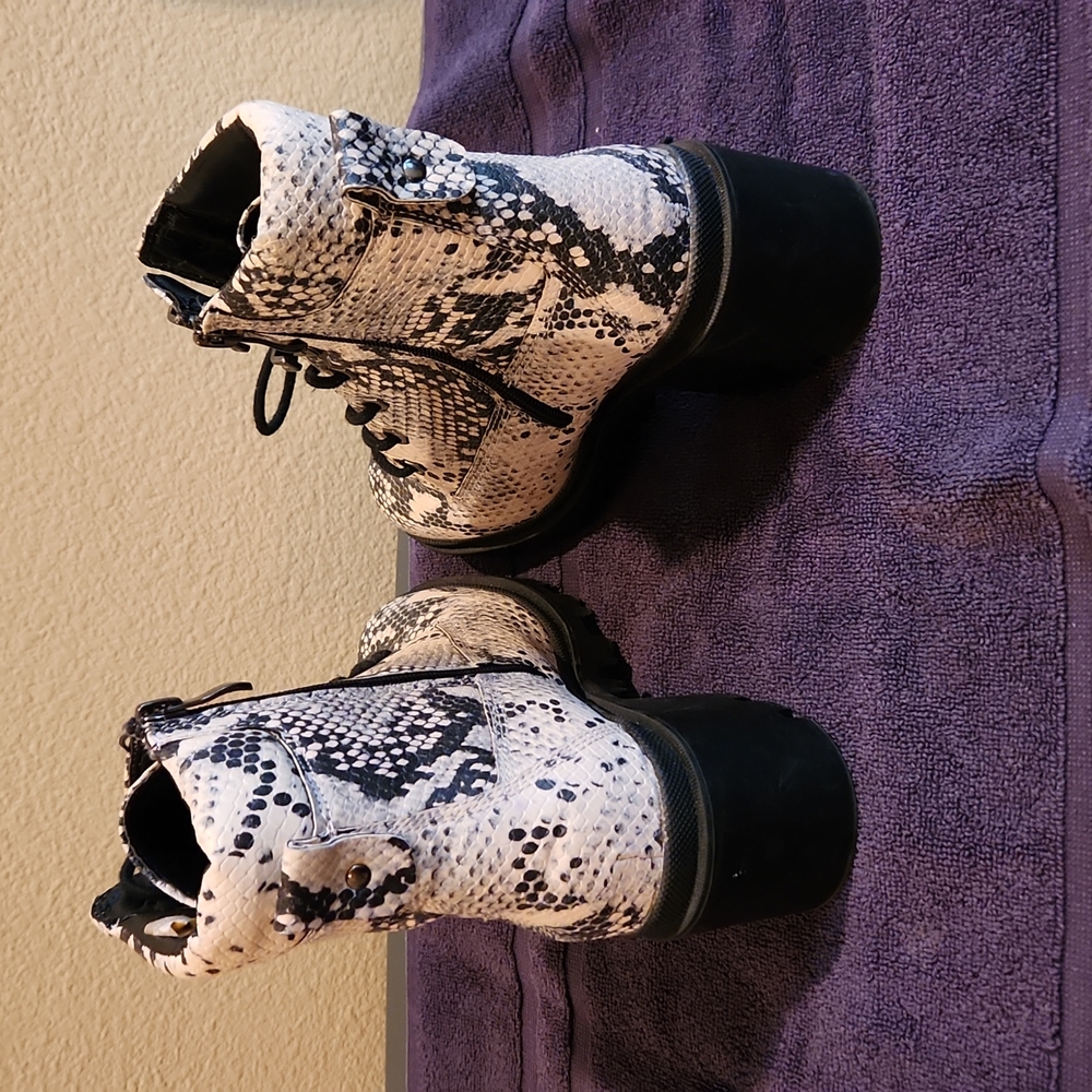 Women boot